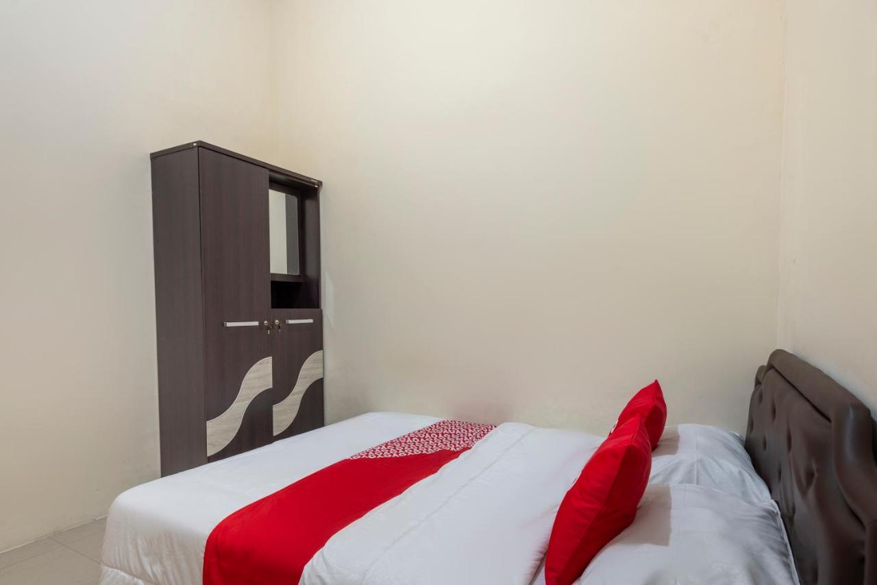 Oyo 3706 Griya Tentrem Syariah Lamongan Exteriör bild