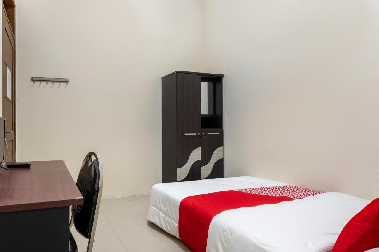 Oyo 3706 Griya Tentrem Syariah Lamongan Exteriör bild