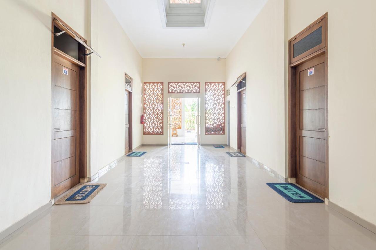 Oyo 3706 Griya Tentrem Syariah Lamongan Exteriör bild